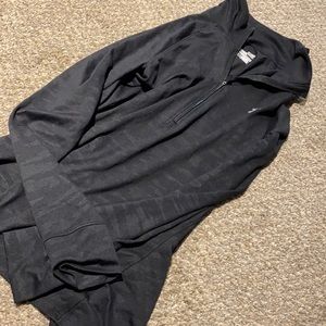 2/$20 add to bundle to save Under armour tech gear 1/4 zip semi fitted